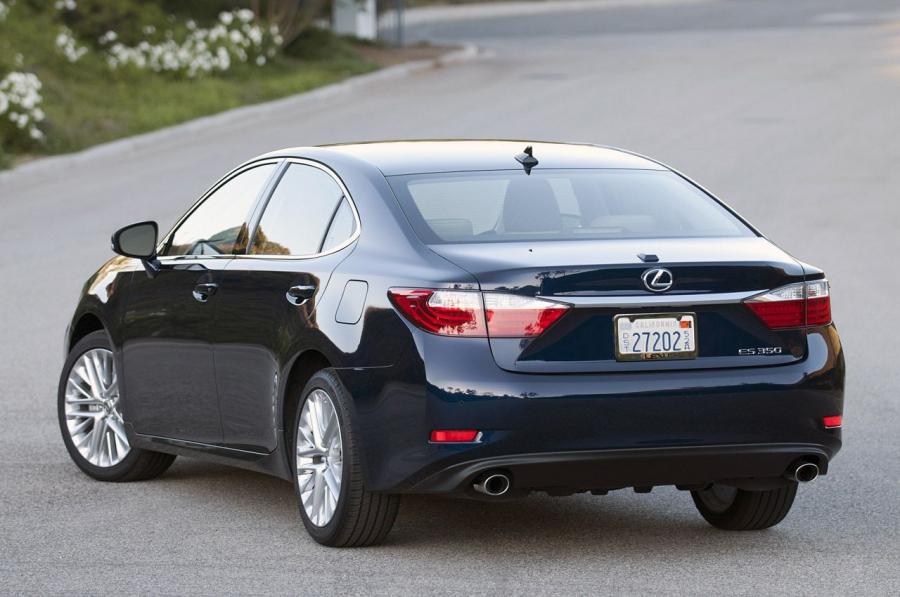 Lexus ES350 2013 года  (фото 19 из 64)